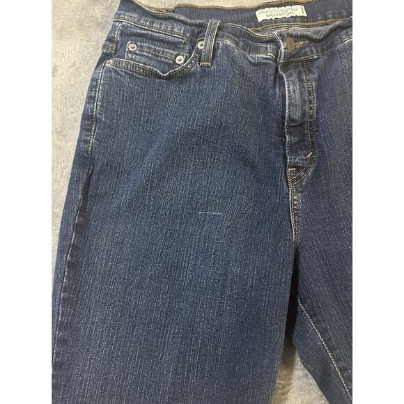 Levi’s Women’s 512 Perfectly Slimming Bootcut Jeans Size 16 Short Dark Wash - Picture 4 of 9